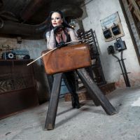 Domina Herrin Liane - klassische Dominanz - Foto Nr. 5